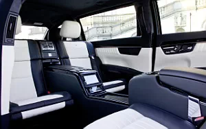   Mercedes-Benz S600 Pullman Guard - 2011