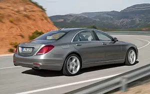   Mercedes-Benz S400 HYBRID - 2013