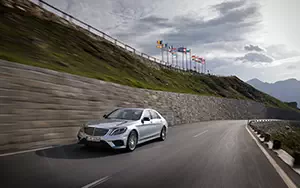   Mercedes-Benz S63 AMG - 2013