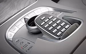   Mercedes-Benz S63 AMG - 2013