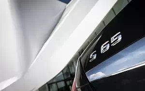   Mercedes-Benz S65 AMG - 2013