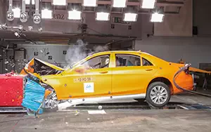   Mercedes-Benz S-class W222 - 2013
