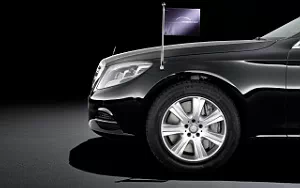   Mercedes-Benz S600 Guard - 2014