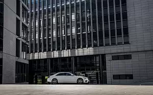   Mercedes-Benz S 560 e AMG Line - 2018