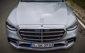  Mercedes-Benz S 500 4MATIC AMG Line (High Tech Silver) - 2020