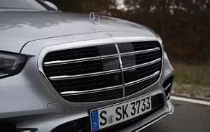   Mercedes-Benz S 500 4MATIC AMG Line (High Tech Silver) - 2020