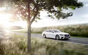   Mercedes-Benz S-class AMG Line - 2020
