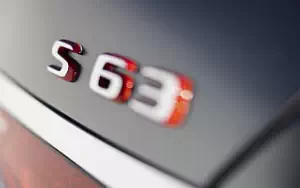   Mercedes-AMG S 63 E Performance (Selenite Grey Magno) - 2023