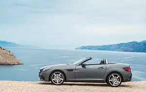   Mercedes-Benz SLC 300 AMG Line - 2016