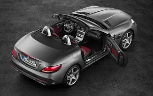   Mercedes-Benz SLC 300 AMG Line - 2016