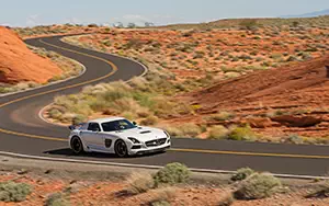  Mercedes-Benz SLS AMG Coupe Black Series - 2012