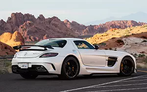   Mercedes-Benz SLS AMG Coupe Black Series - 2012