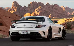   Mercedes-Benz SLS AMG Coupe Black Series - 2012