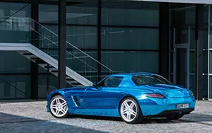   Mercedes-Benz SLS AMG Coupe Electric Drive - 2012