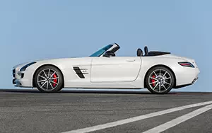   Mercedes-Benz SLS AMG GT Roadster - 2012