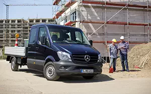   Mercedes-Benz Sprinter Double Cab Flatbed - 2013