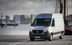   Mercedes-Benz Sprinter 319 CDI Panel Van - 2018