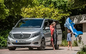   Mercedes-Benz V250 BlueTec Avantgarde - 2014