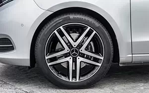   Mercedes-Benz V250 BlueTec Avantgarde - 2014