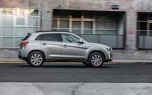   Mitsubishi Outlander Sport SE US-spec - 2015