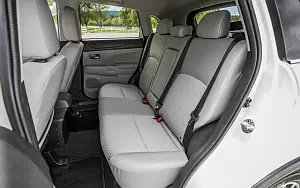   Mitsubishi Outlander Sport SEL US-spec - 2015