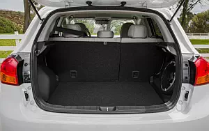   Mitsubishi Outlander Sport SEL US-spec - 2015