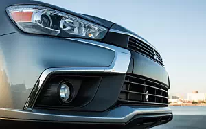   Mitsubishi Outlander Sport Limited Edition US-spec - 2017