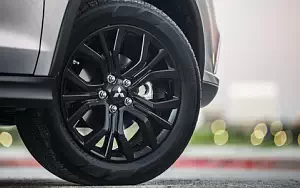   Mitsubishi Outlander Sport Limited Edition US-spec - 2017