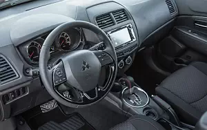   Mitsubishi Outlander Sport Limited Edition US-spec - 2017