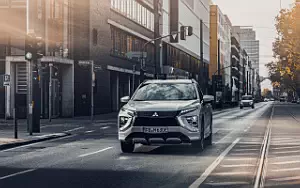   Mitsubishi Eclipse Cross Plug-in Hybrid - 2020