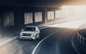   Mitsubishi Eclipse Cross Plug-in Hybrid - 2020