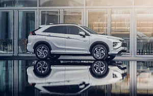   Mitsubishi Eclipse Cross Plug-in Hybrid - 2020