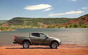   Mitsubishi L200 Double Cab - 2015