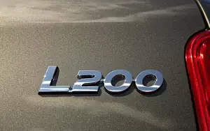   Mitsubishi L200 Double Cab - 2015
