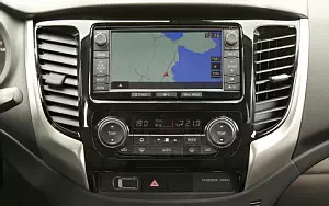   Mitsubishi L200 Double Cab - 2015