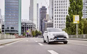   Mitsubishi Outlander PHEV - 2018