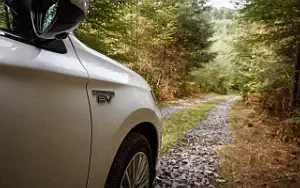   Mitsubishi Outlander PHEV - 2020
