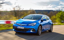   Opel Astra OPC - 2012