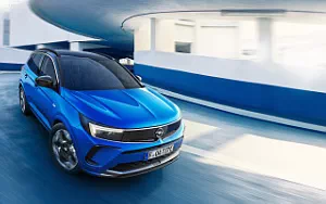   Opel Grandland Hybrid4 - 2021