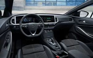   Opel Grandland Hybrid4 - 2021