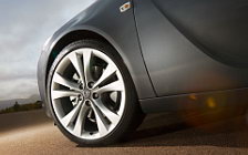   Opel Insignia - 2008