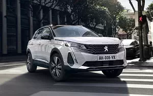   Peugeot 3008 HYBRID4 - 2020