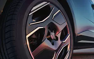   Peugeot E-3008 - 2023