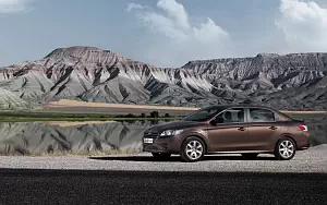   Peugeot 301 - 2012