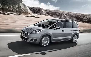  Peugeot 5008 - 2013