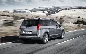  Peugeot 5008 - 2013