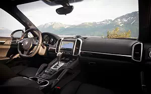     Porsche Cayenne Diesel US-spec - 2012