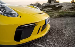   Porsche 911 Speedster (Racing Yellow) - 2019