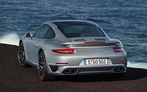   Porsche 911 Turbo S - 2013