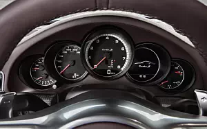   Porsche 911 Turbo S - 2013